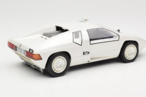 Mercedes CW311 White Metallic BoS Models 1:18 BOS198 Résine — image 2 sur 6