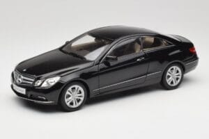 Mercedes E-Class Coupe C207 Obsidian Black Metallic Norev 1:18 B66962418 Métal