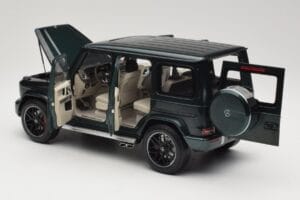 Mercedes G 63 AMG W463 Green Metallic Minichamps 1:18 110037066 Métal — image 5 sur 8