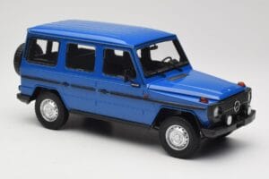 Mercedes G-Class W460 LWB Bleu Foncé Minichamps 1:18 155038100 Métal — image 4 sur 6