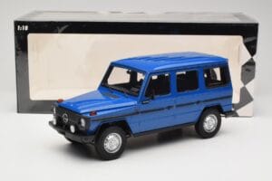 Mercedes G-Class W460 LWB Bleu Foncé Minichamps 1:18 155038100 Métal — image 6 sur 6