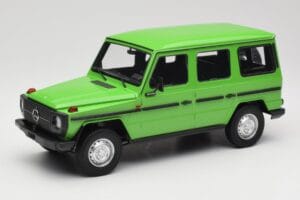 Mercedes G-Class W460 LWB Vert Minichamps 1:18 155038101 Métal
