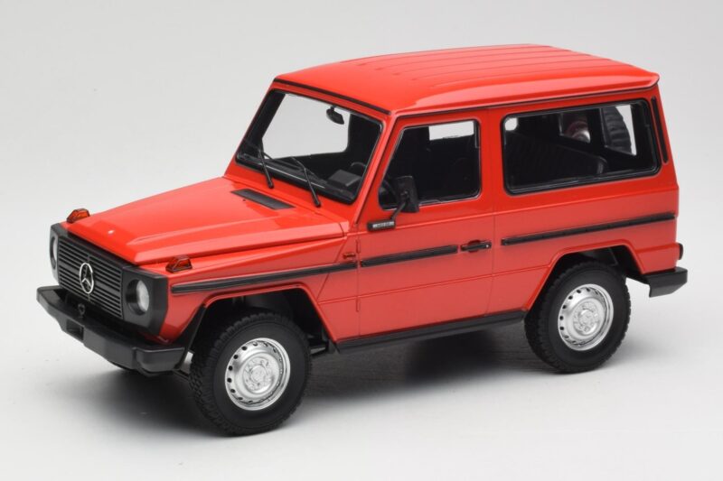 Mercedes G-Class W460 SWB Rouge Minichamps 1:18 155038002 Métal