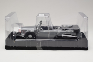 Mercedes G4 6-Wheels Noir With Figures Signature Models 1:18 38202 Métal — image 2 sur 3