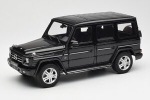 Mercedes G500 W463 Noir AUTOart 1:18 76216 Métal