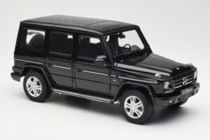 Mercedes G500 W463 Noir AUTOart 1:18 76216 Métal — image 6 sur 8