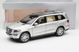 Mercedes GL-Class X166 Iridium Argent Métallisé Norev 1:18 B66960097 Métal — image 8 sur 8
