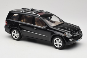 Mercedes GL X164 Obsidian Black Minichamps 1:18 B66962334 Métal — image 6 sur 8