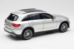 Mercedes GLC X253 Iridium Argent Norev 1:18 B66960363 Métal — image 3 sur 8