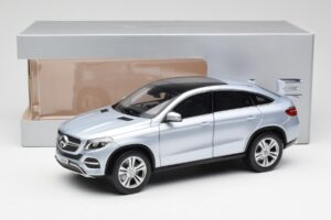 Mercedes GLE Coupe C292 Diamond Argent Norev 1:18 B66960358 Métal — image 8 sur 8