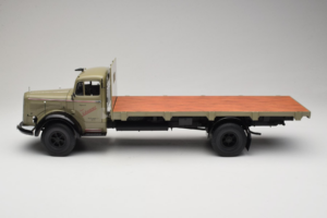 Mercedes L6600 Rungewagen Gris Noir Minichamps 1:18 109031050 Métal — image 4 sur 8