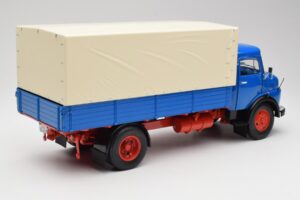 Mercedes L911 Bleu Schuco 1:18 450044800 Métal — image 3 sur 8