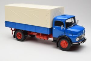 Mercedes L911 Bleu Schuco 1:18 450044800 Métal — image 6 sur 8