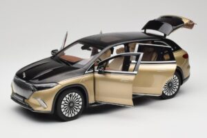 Mercedes Maybach EQS 680 V297 Beige NZG 1:18 B66960592 Métal — image 2 sur 8