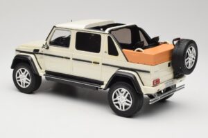 Mercedes Maybach G650 Landaulet W463 Blanc Schuco 1:18 450017800 Métal — image 5 sur 6