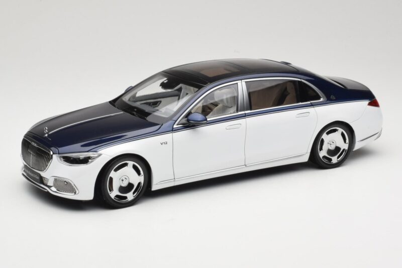 Mercedes Maybach S-Class Z223 Nautical Blue Diamond White Almost Real 1:18 820126 Métal