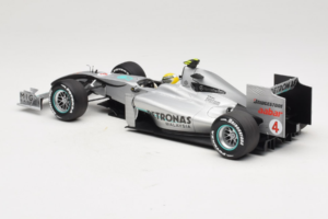 Mercedes MGP W01 #4 N. Rosberg Mercedes GP Showcar 2010 Minichamps 1:18 150100074 Métal — image 5 sur 7