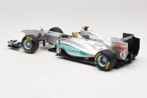 Mercedes MGP W02 #8 N. Rosberg Mercedes GP 2011 Minichamps 1:18 110110008 Métal — image 5 sur 7