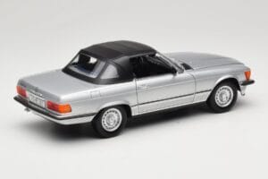 Mercedes R107 380 SL Argent Norev 1:18 183725 Métal — image 3 sur 8