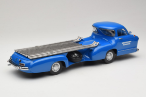 Mercedes Renntransporter Blaues Wunder iScale 1:18 118000000006-P1 Métal — image 2 sur 6