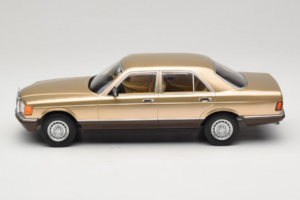 Mercedes S-Class W126 Metallic Beige MCG 1:18 MCG18548 Métal — image 3 sur 6