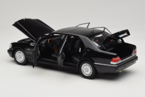 Mercedes S-Class W140 S600 Obsidian Black Metallic Norev 1:18 183045 Métal — image 5 sur 8