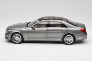 Mercedes S-Class W222 Grey Metallic Norev 1:18 183481 Métal — image 4 sur 8