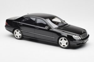 Mercedes AMG S55 W220 Noir Otto 1:18 OT832 Résine — image 4 sur 6