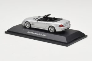 Mercedes SL 55 AMG R230 Argent Minichamps 1:43 B66962347 Métal — image 3 sur 4