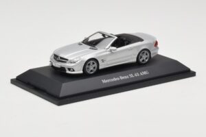 Mercedes SL 63 AMG R230 Silver Metallic Minichamps 1:43 B66960018 Métal — image 2 sur 4