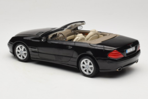 Mercedes SL R129 Noir Minichamps 1:18 B66962171 Métal — image 9 sur 11
