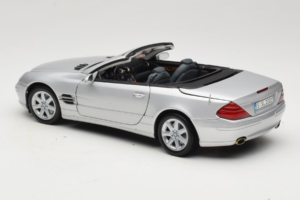 Mercedes SL R129 Argent Minichamps 1:18 B66962133 Métal — image 9 sur 10
