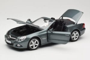 Mercedes SL R230 Amiant Green Minichamps 1:18 B66962389 Métal — image 2 sur 8