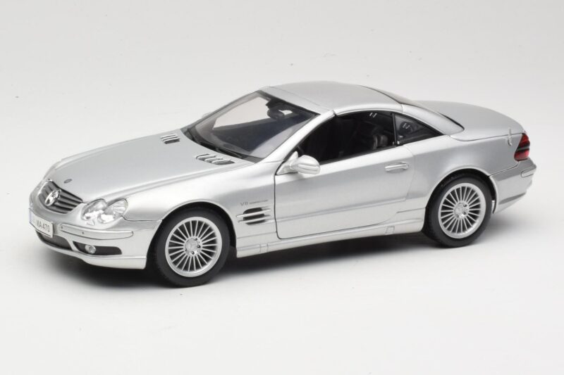 Mercedes SL55 AMG R230 Argent Maisto 1:18 36894 Métal