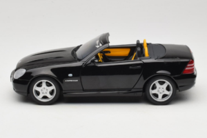 Mercedes SLK R170 230 AMG Noir Minichamps 1:18 B66960004 Métal — image 4 sur 9