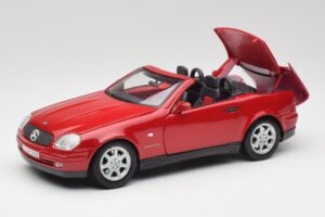 Mercedes SLK 230 R170 Rouge Maisto 1:18 56023 Métal — image 2 sur 9
