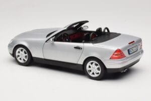 Mercedes SLK R170 Brilliant Silver Norev 1:18 183020 Métal — image 8 sur 9