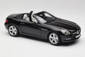 Mercedes SLK R172 Magnetite Noir Minichamps 1:18 B66960514 Métal — image 6 sur 8