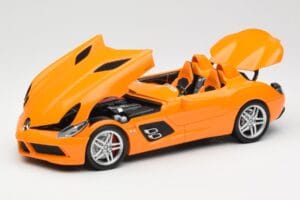 Mercedes SLR McLaren C199 Stirling Moss AMG Solarbeam Metallic Minichamps 1:18 100038400 Métal — image 2 sur 8