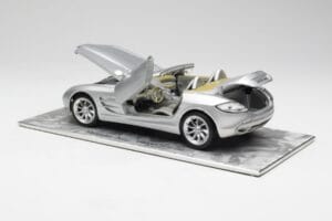 Mercedes SLR Vision Roadster Liquid Argent Maisto 1:18 B66963208 Métal — image 5 sur 8