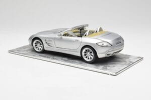 Mercedes SLR Vision Roadster Liquid Argent Maisto 1:18 B66963208 Métal — image 7 sur 8