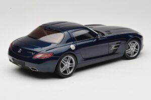 Mercedes SLS AMG C197 Blue Metallic Minichamps 1:18 100039021 Métal — image 3 sur 8