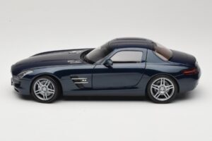 Mercedes SLS AMG C197 Blue Metallic Minichamps 1:18 100039021 Métal — image 4 sur 8