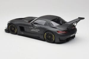 Mercedes AMG SLS C197 GT3 45 Ans de Driving Performance Minichamps 1:18 151133100 Métal — image 5 sur 6