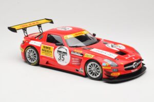 Mercedes SLS AMG GT3 #35 T. Heyer / T. Jager 24 Hours of Spa 2011 Minichamps 1:18 B66960196 Métal — image 4 sur 6
