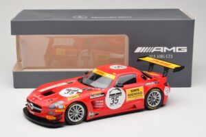 Mercedes SLS AMG GT3 #35 T. Heyer / T. Jager 24 Hours of Spa 2011 Minichamps 1:18 B66960196 Métal — image 6 sur 6