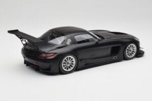 Mercedes SLS AMG GT3 C197 Street Mat Noir Minichamps 1:18 151113101 Métal — image 2 sur 6