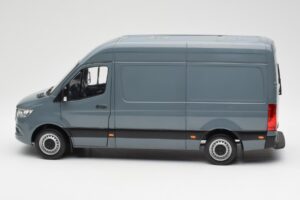 Mercedes Sprinter W907 Bleu Gris Norev 1:18 183423 Métal — image 4 sur 7