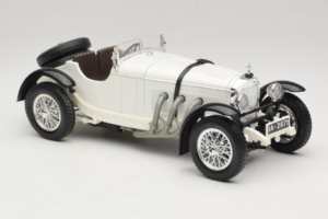 Mercedes SSK Blanc Bburago 1:18 3009-P3 Métal — image 4 sur 6