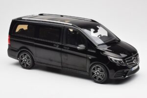 Mercedes V-Class W447 AMG Line Noir Norev 1:18 183860 Métal — image 5 sur 6